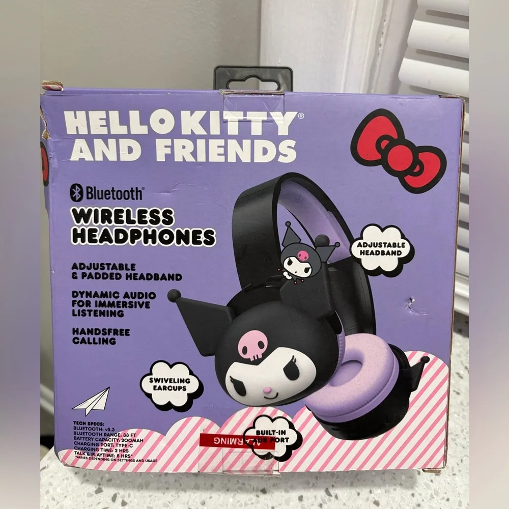 Hello Kitty and Friends Wireless Headphones - Black and Purple